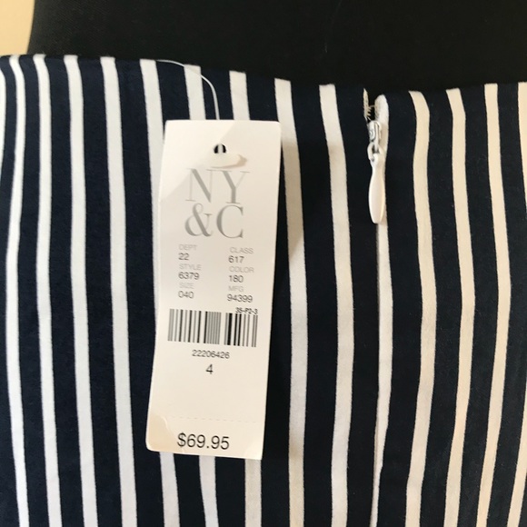 NY & Company - Striped Tie-Front Hi-Lo Skirt 💃🏻 - Picture 6 of 8